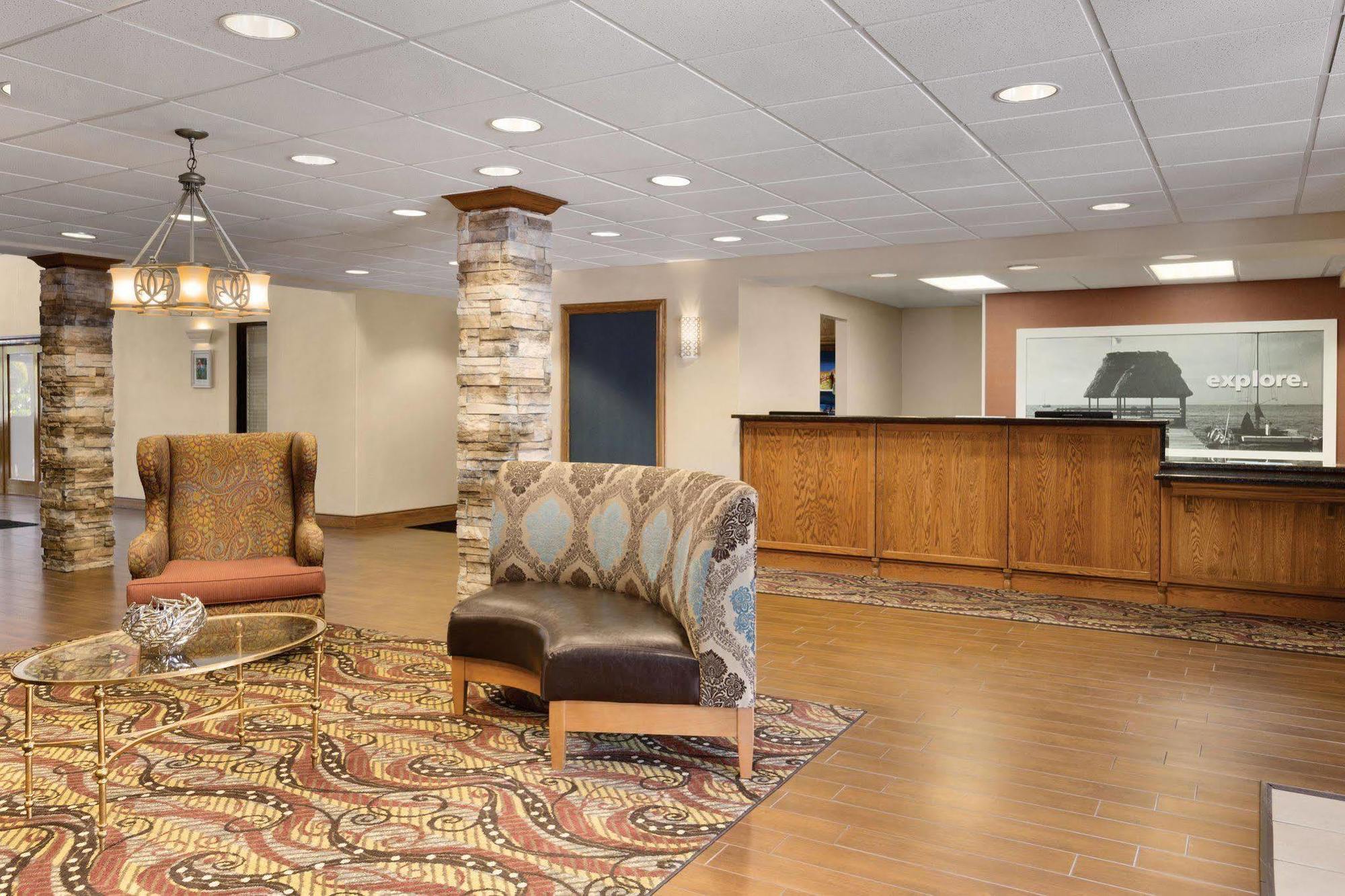 Hampton Inn & Suites Tarpon Springs Exterior foto
